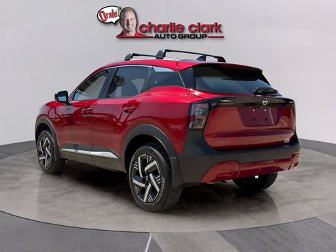Used 2026 Nissan Kicks SV w/ Cold Weather Package FWD image 3