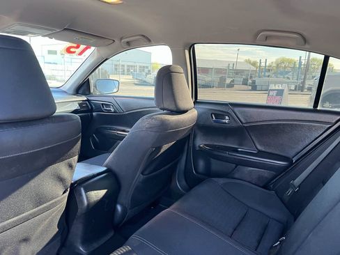 Used 2015 Honda Accord Sport image 8