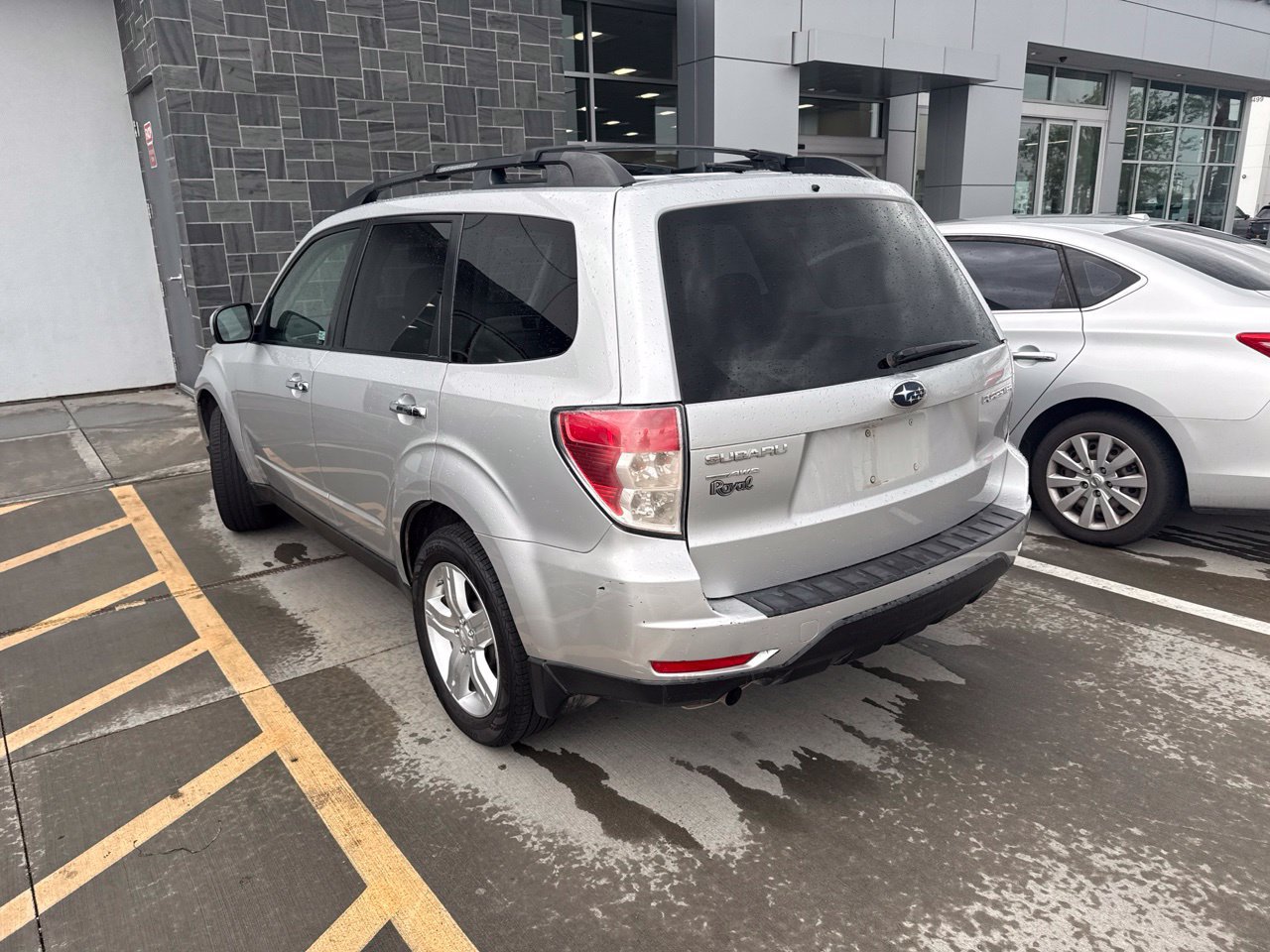 Used 2010 Subaru Forester 2.5X Premium AWD/4WD image 9
