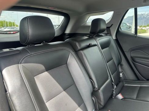 Certified 2024 GMC Terrain SLT image 15