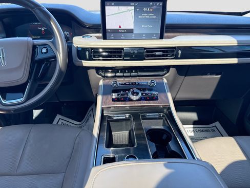 Used 2022 Lincoln Aviator Reserve w/ Elements Package Plus image 20