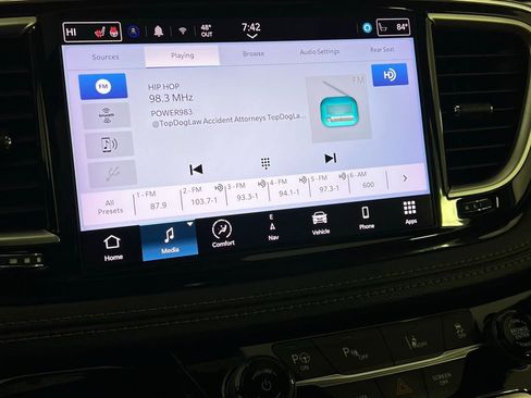 Used 2022 Chrysler Pacifica Pinnacle image 19