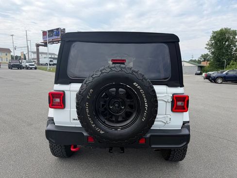 Used 2023 Jeep Wrangler Unlimited Rubicon AWD/4WD image 4