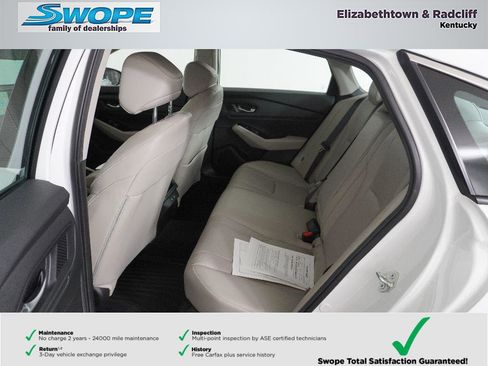 Used 2024 Honda Accord Touring image 11