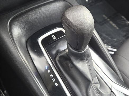 Used 2021 Toyota Corolla LE image 26