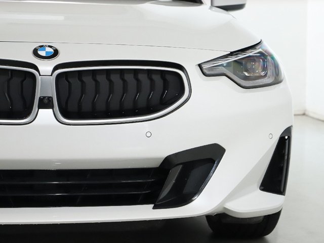 Used 2025 BMW 230i xDrive Coupe w/ Premium Package AWD/4WD image 9