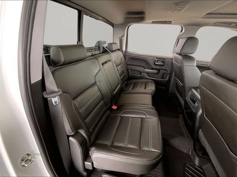 Used 2018 GMC Sierra 1500 Denali w/ Denali Ultimate Package AWD/4WD image 17