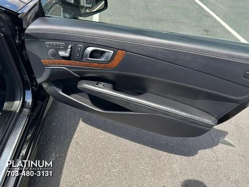 Used 2013 Mercedes-Benz SL 550 image 18