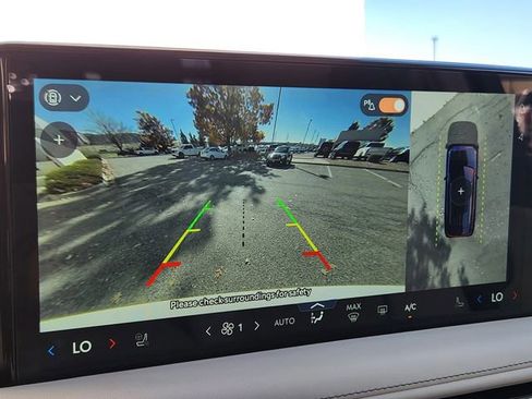 New 2026 Lincoln Aviator AWD w/ Jet Appearance Package image 21