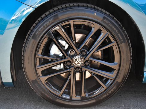 Used 2025 Toyota Camry SE FWD image 12