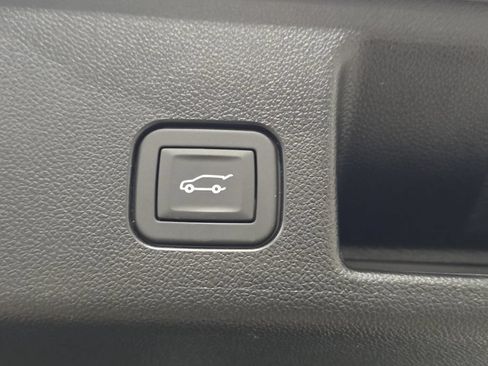 New 2025 Chevrolet Equinox EV RS w/ LPO, Illumination Package AWD/4WD image 14