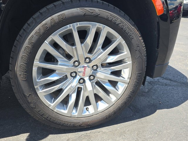 Used 2023 GMC Yukon Denali AWD/4WD image 44