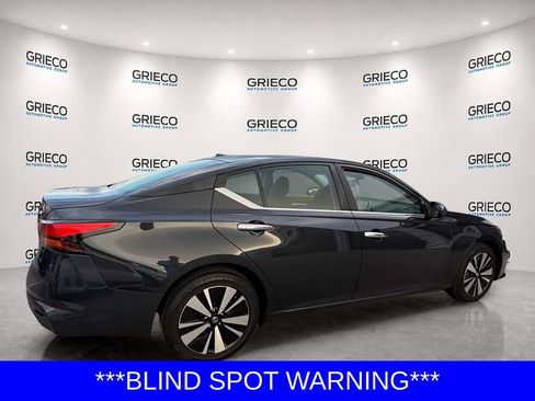 Used 2021 Nissan Altima 2.5 SV FWD image 7
