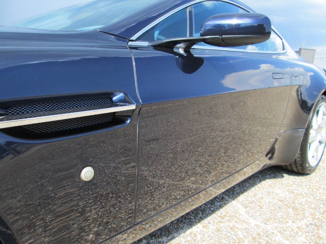 Used 2007 Aston Martin V8 Vantage Coupe RWD image 39