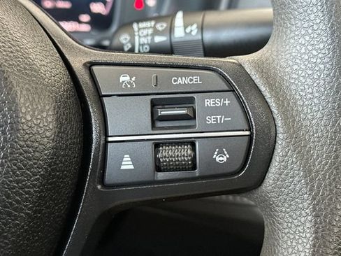 Used 2025 Honda Accord SE image 27