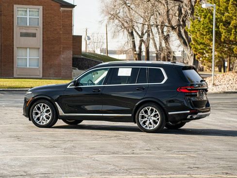 Used 2023 BMW X7 xDrive40i w/ Executive Package image 7