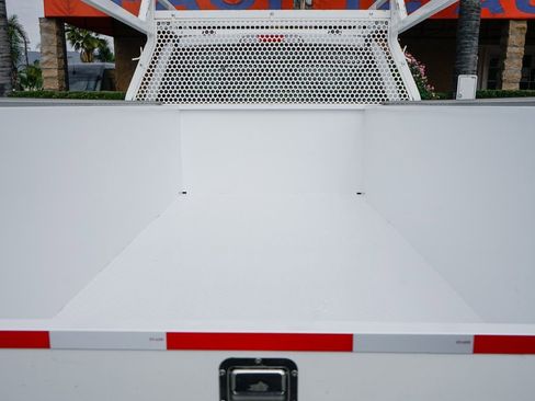 Used 2022 Ford F350 XL w/ Power Equipment Group image 8