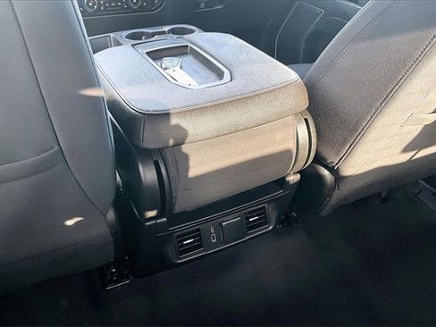 Used 2022 Chevrolet Silverado 1500 LT image 22