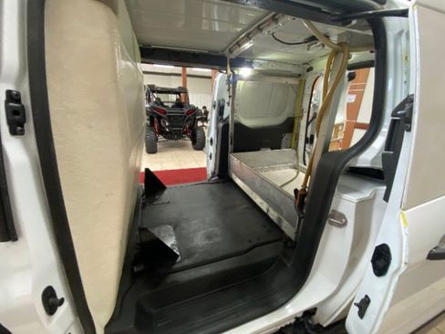 Used 2017 Ford Transit Connect XL image 11