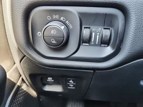 New 2025 RAM 1500 Big Horn image 12