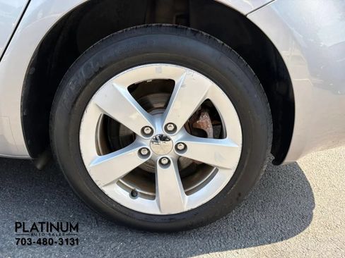 Used 2015 Dodge Dart SXT FWD image 20