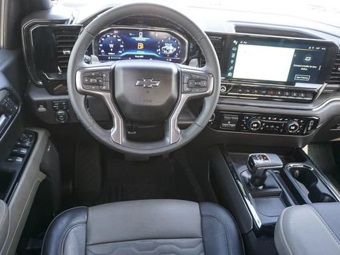 Used 2024 Chevrolet Silverado 1500 ZR2 AWD/4WD image 19