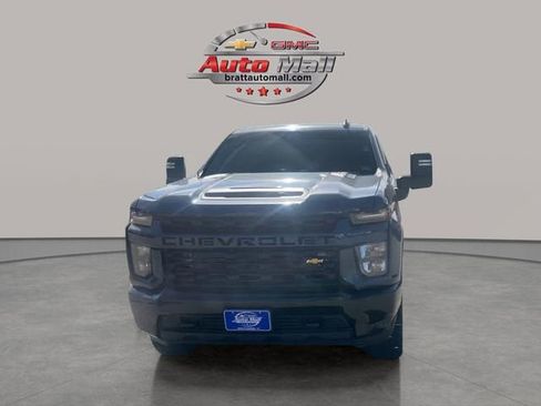 Used 2022 Chevrolet Silverado 2500 Custom w/ Custom Value Package image 5