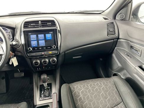 Used 2024 Mitsubishi Outlander Sport AWD image 25
