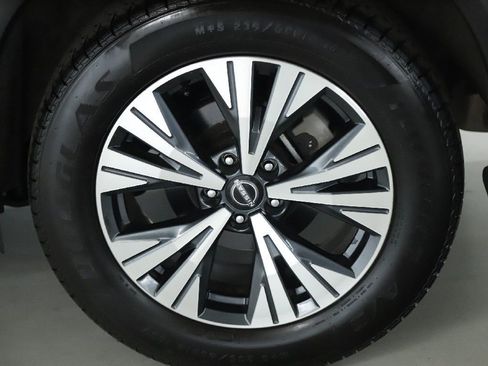 Certified 2023 Nissan Rogue SV AWD/4WD image 41