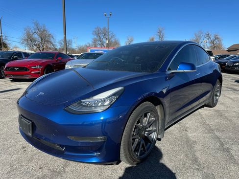 Used 2018 Tesla Model 3 Mid Range image 28