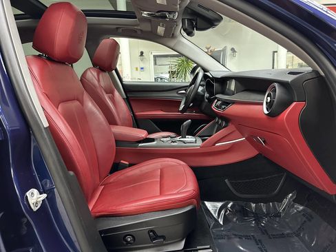 Used 2021 Alfa Romeo Stelvio Ti w/ Active Assist 2 Package TI image 17