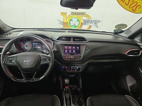 Used 2022 Chevrolet TrailBlazer RS FWD image 12