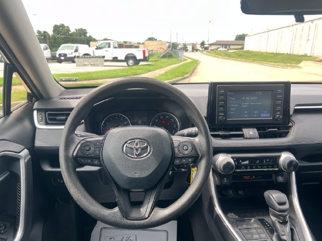 Used 2019 Toyota RAV4 LE w/ All Weather Liner Package AWD/4WD image 18