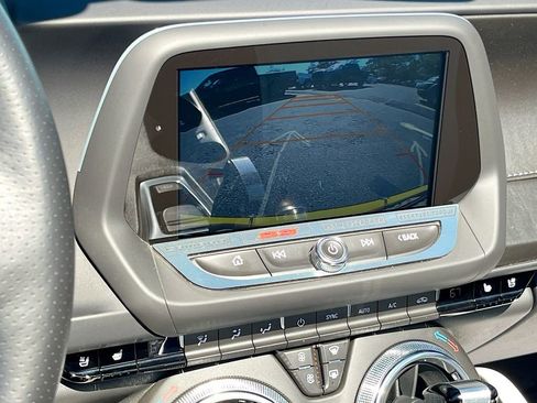 Used 2016 Chevrolet Camaro SS image 14