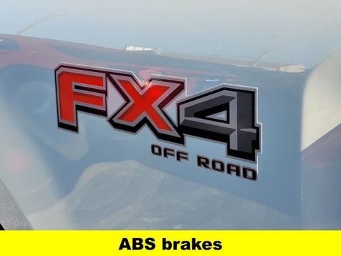 New 2026 Ford F250 Lariat w/ FX4 Off-Road Package image 8