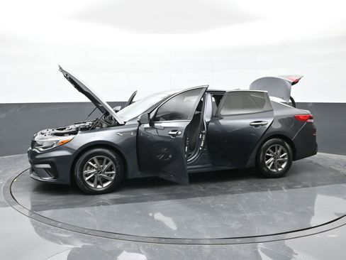 Used 2020 Kia Optima LX image 48