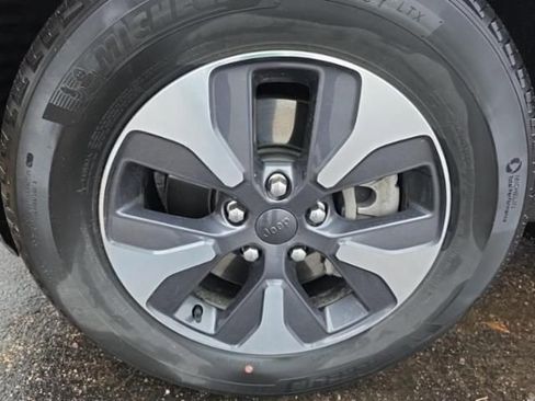 Used 2022 Jeep Grand Cherokee Limited 4xe AWD/4WD image 9