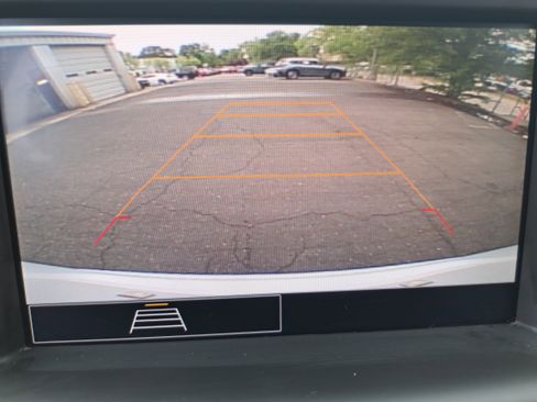 Used 2024 GMC Terrain SLE FWD image 20