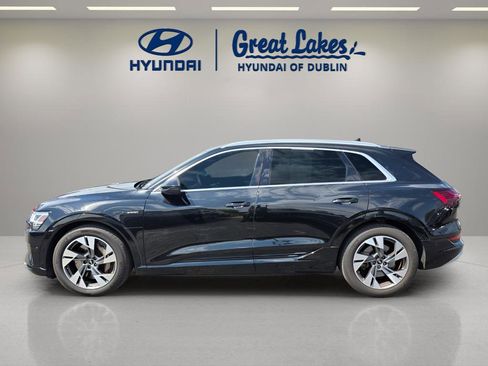 Used 2022 Audi e-tron Premium Plus AWD/4WD image 2