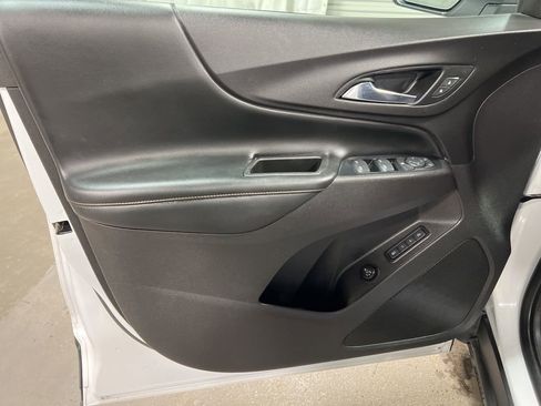Used 2019 Chevrolet Equinox Premier image 22