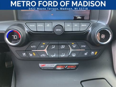 Used 2016 Chevrolet Corvette Z06 w/ 2LZ Preferred Equipment Group image 21