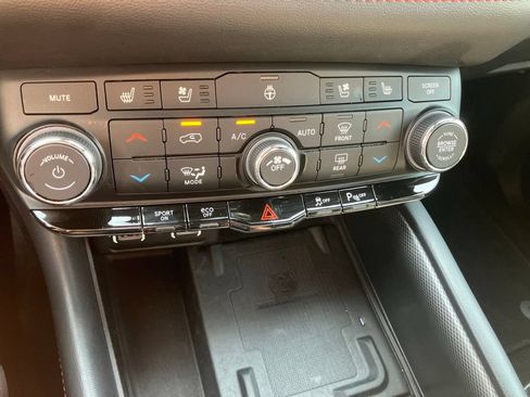 Used 2023 Dodge Durango R/T AWD/4WD image 20