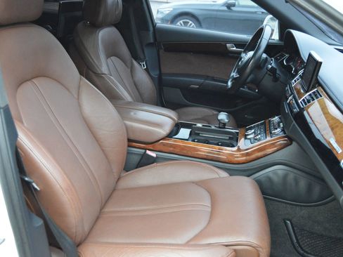 Used 2011 Audi A8 L 4.2 image 14