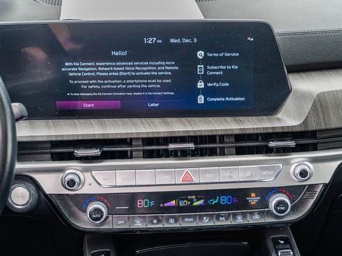 Used 2023 Kia Telluride EX w/ EX Captain's Chair Package image 30