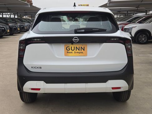 New 2026 Nissan Kicks S image 4
