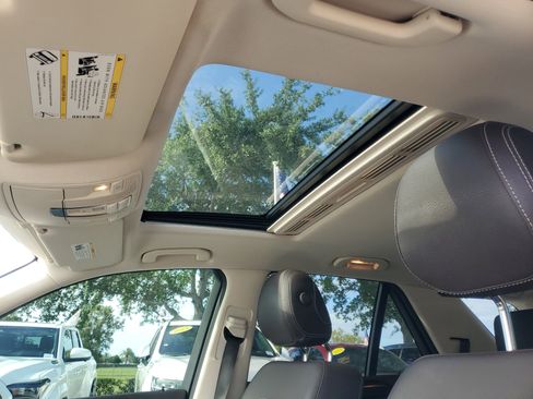 Used 2019 Mercedes-Benz GLE 400 4MATIC image 19