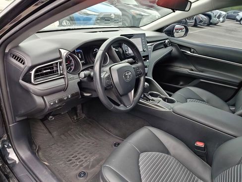 Used 2021 Toyota Camry SE image 7