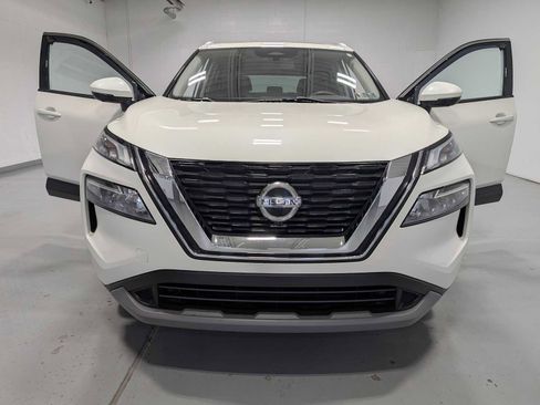 Used 2021 Nissan Rogue SV w/ Premium Package AWD/4WD image 15