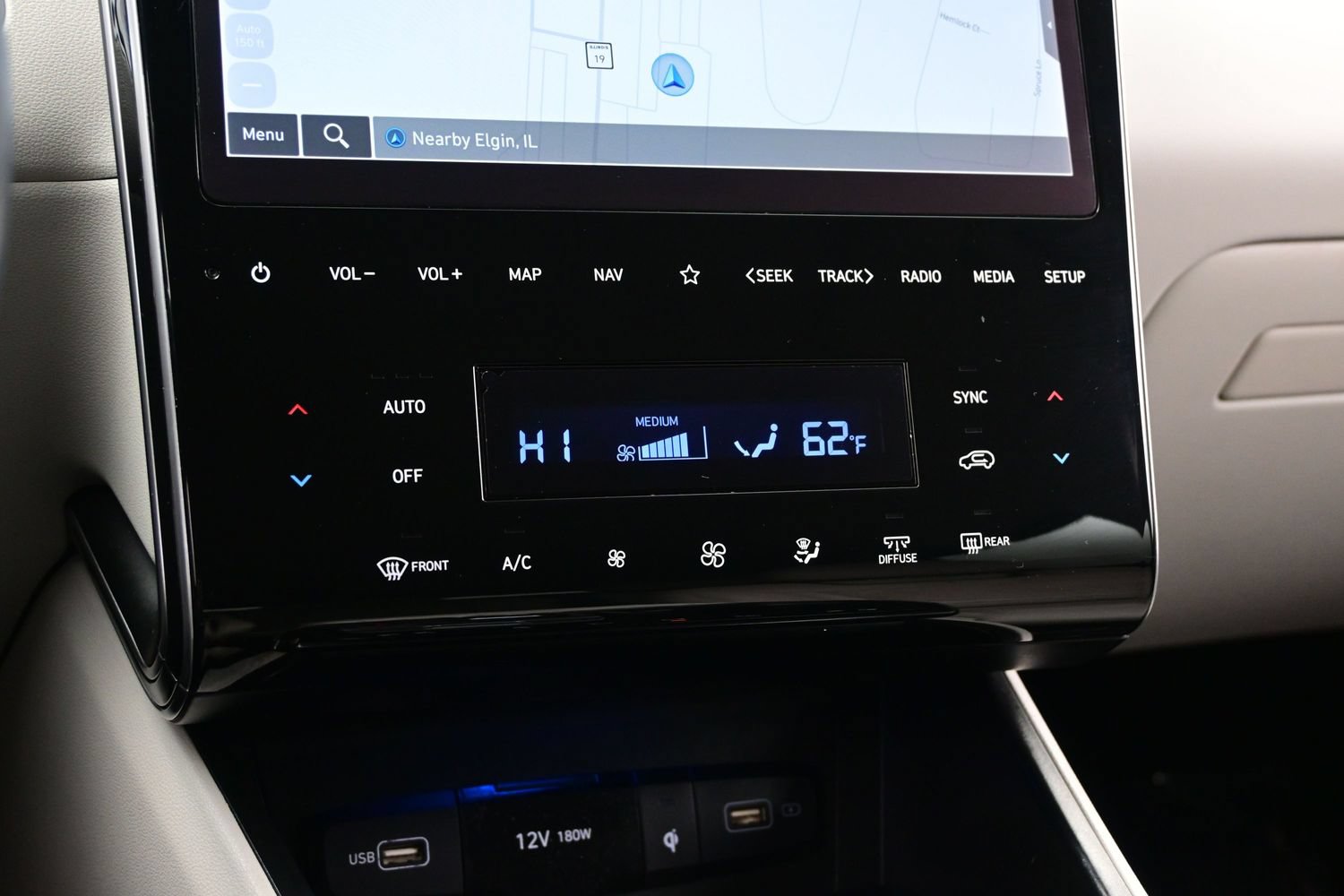 Certified 2024 Hyundai Tucson Limited AWD/4WD image 22