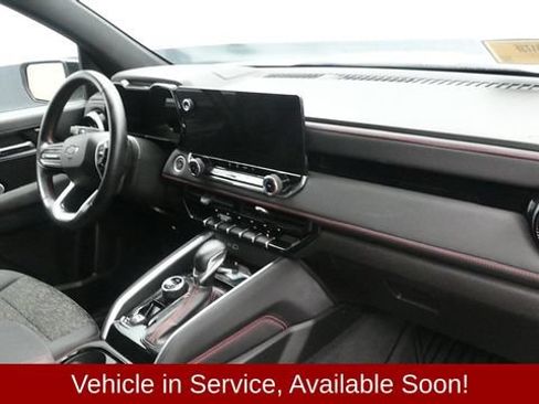 Used 2024 Chevrolet Colorado Z71 w/ Advanced Trailering Package AWD/4WD image 13